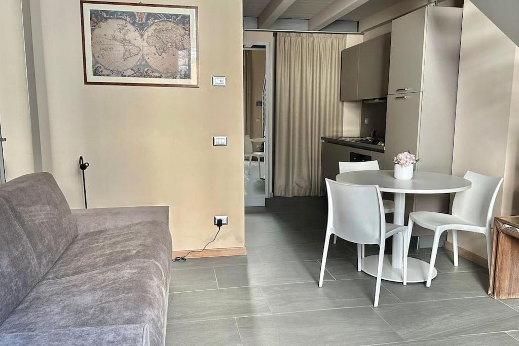 Couple'S Dream Loft 100Mt From Duomo And Lake Como Luaran gambar